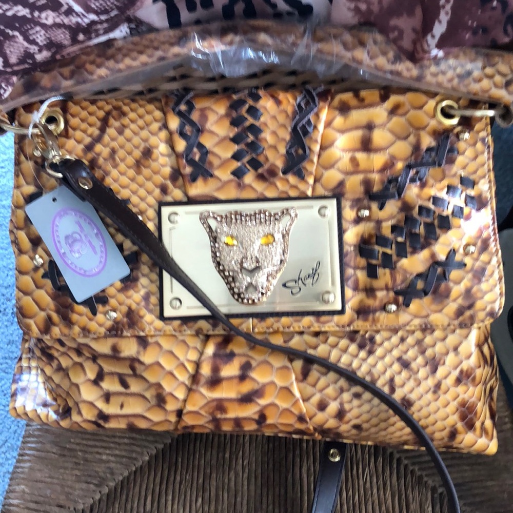 Purse - Picture 2 of 4